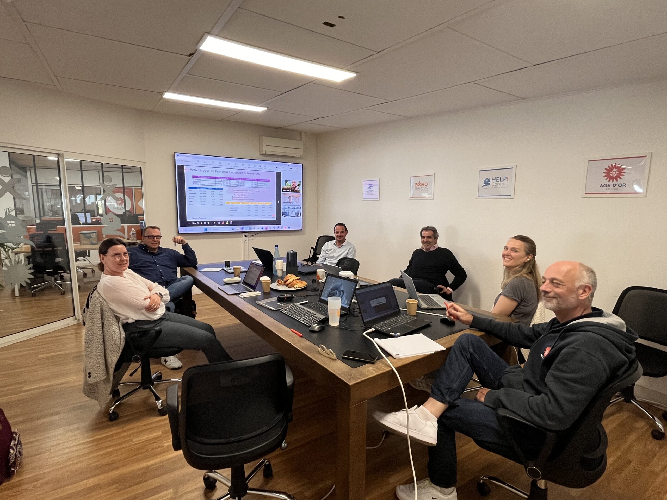 Lire la suite à propos de l’article Une dynamique collective renforcée lors du Comité National Âge d’Or Services